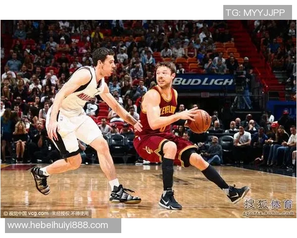 骑士与魔术精彩对决全场比赛视频回顾及精彩瞬间分析